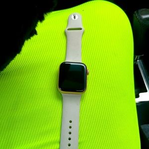 Apple Watch SE 44 mm
